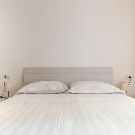 Duomo Apartment - Diaz ميلان المظهر الخارجي الصورة